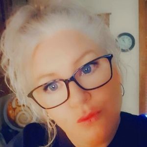 Meet your Posher, Teresa